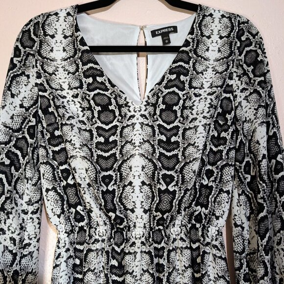 Express Women's Chiffon Snakeskin Print Balloon Sleeve Mini Dress Size XSmall - Picture 3 of 10